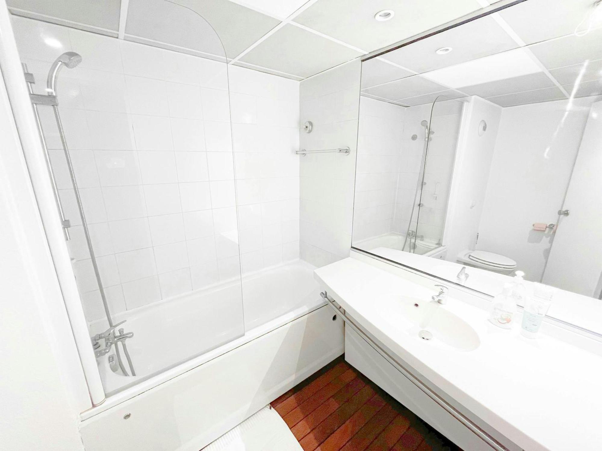 Апартаменты Paris Retreat 5 Minutes From Hoche Metroparking Пантен Экстерьер фото