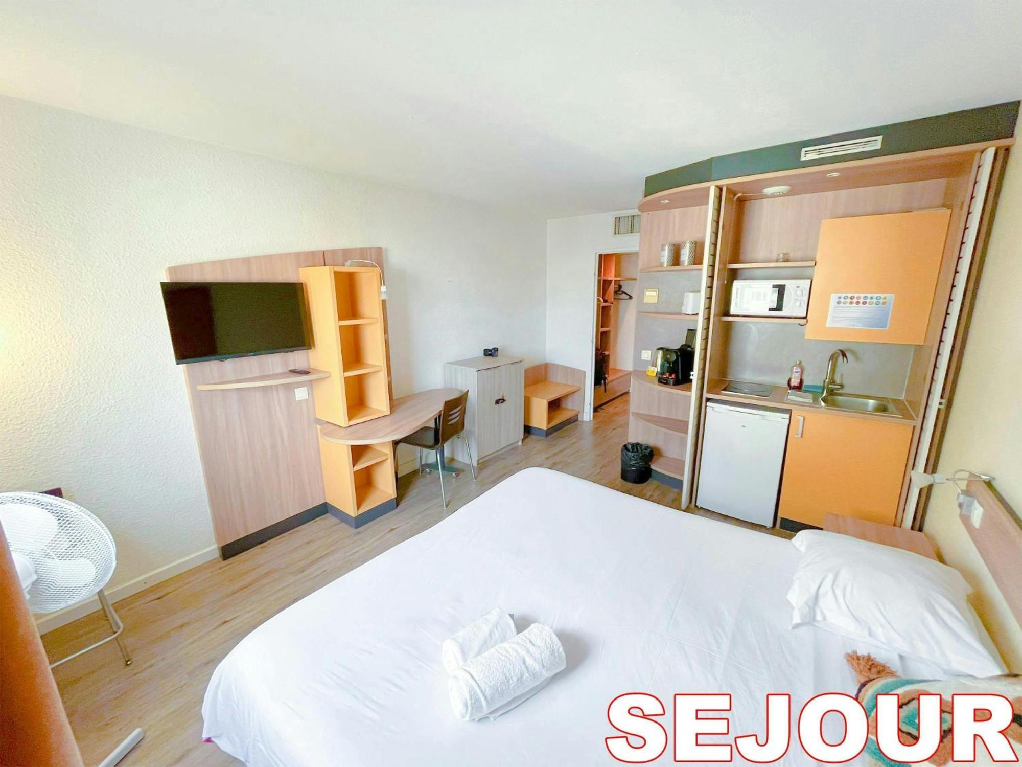 Апартаменты Paris Retreat 5 Minutes From Hoche Metroparking Пантен Экстерьер фото